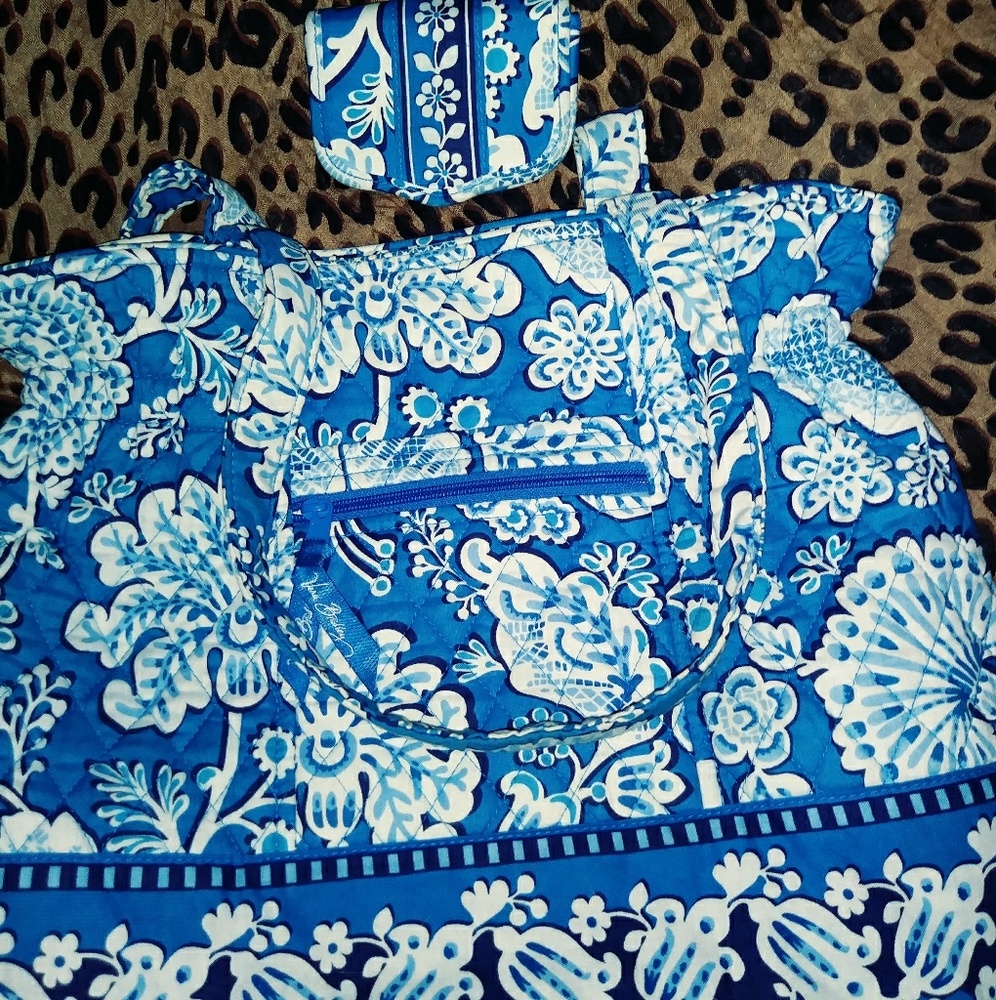 Vera Bradley Purse/matching wallet